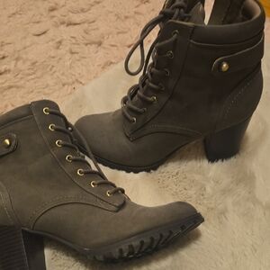 Style & Co. Women's Gray Lace-Up Boots